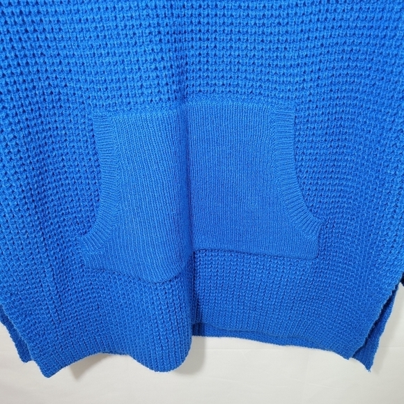 Lole Blue Wool Blend VNeck Kangaroo Pocket Sweater - Picture 3 of 13
